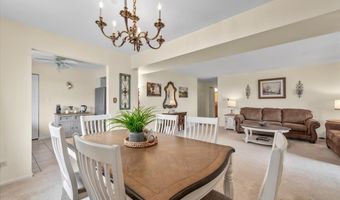 3350 N Carriageway Dr 411, Arlington Heights, IL 60004