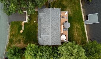 136 Aldrich Rd, Glocester, RI 02857