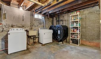 52 Biggs St, Barre, VT 05641