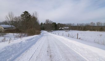 137 China Rd, Albion, ME 04910