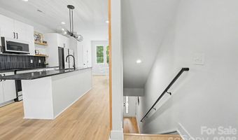 1312 Carolyn Dr, Charlotte, NC 28205
