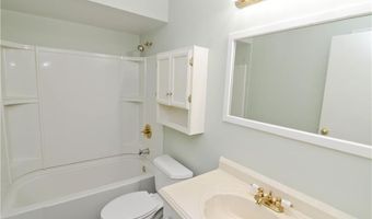 4500 Washington Square Dr, Austintown, OH 44515