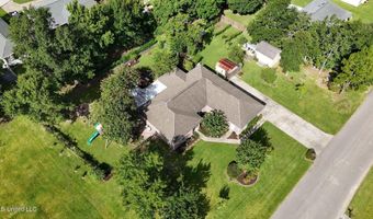 210 Henley Pl, Bay St. Louis, MS 39520