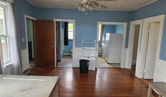 30 Cumberland St, Cumberland, RI 02864