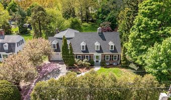 340 Newman Ave, East Providence, RI 02916