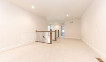 3341 Roseford Blvd, Ann Arbor, MI 48105