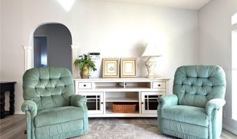 209 N SAINT THOMAS Cir, Apollo Beach, FL 33572