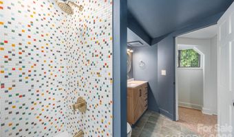 35 McKinney Rd, Asheville, NC 28805