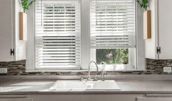 31 Wiley St, Bangor, ME 04401