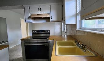 811 SE G Str St, Bentonville, AR 72712