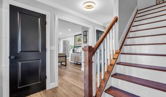 23 Pelican Dr, Bayville, NJ 08721