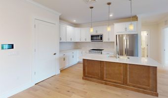 4 Longview Dr 204, Atkinson, NH 03811
