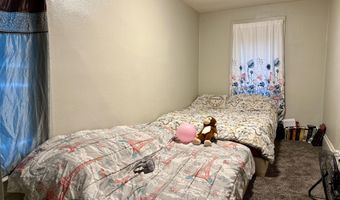 211 SW 7TH Ave, Aberdeen, SD 57401