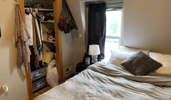 663 E 5th St B, Boston, MA 02127