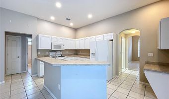 6813 REGENTS VILLAGE Way, Apollo Beach, FL 33572