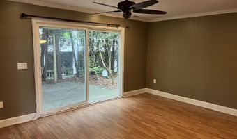 93 Park Ave 1505, Danbury, CT 06810