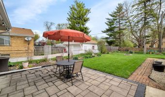 3535 Blanchan Ave, Brookfield, IL 60513