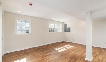100 CARROLL Dr, Annapolis, MD 21403