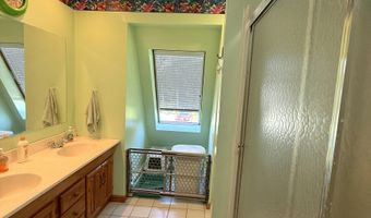 35 College St, Cornwall, CT 06759