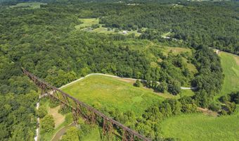 4492 E Tulip Rd, Bloomfield, IN 47424