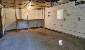 702 Leland Ct, Adrian, MI 49221