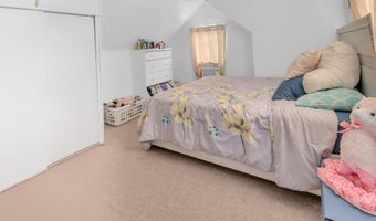 9 E 15TH St, Bayonne, NJ 07002