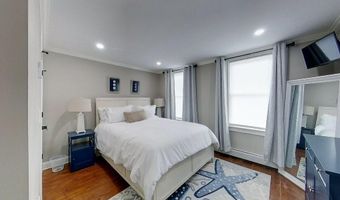 30 Prospect Hl 2, Newport, RI 02840