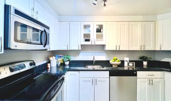 2111 WISCONSIN Ave NW 110, Washington, DC 20007