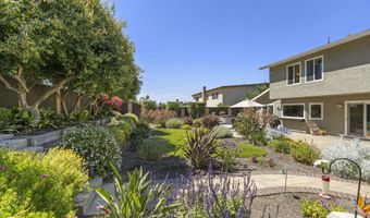 2142 Klamath Dr, Camarillo, CA 93010