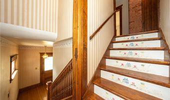 13522 North Rd, Alden, NY 14004