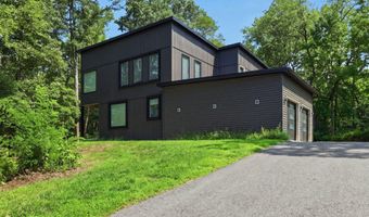 3249 ARUNDEL ON THE BAY Rd, Annapolis, MD 21403