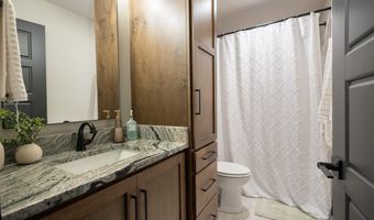 8710 Creekstone Ln, Alvaton, KY 42122