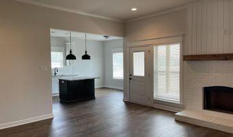 10699 W Miller Sardis Rd, Bauxite, AR 72011