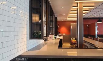 17620 Ventura Blvd, Encino, CA 91316