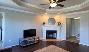 907 SW River Rock St, Bentonville, AR 72712