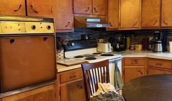 20 Thirteenth St, Bangor, ME 04401