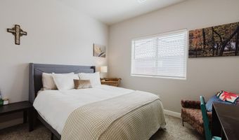 945 Datura Dr, Alamogordo, NM 88310