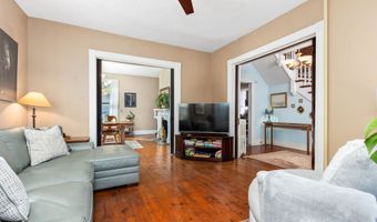 9 Mountainville Rd, Danbury, CT 06810