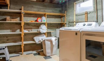 508 Circle Dr E, Cody, WY 82414