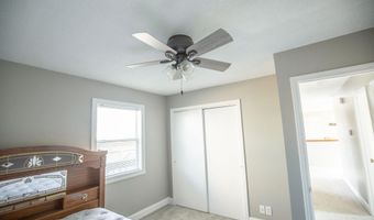 2317 E Spruce St, Algona, IA 50511