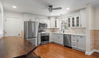 18 BAY BREEZE Dr, Lewes, DE 19958