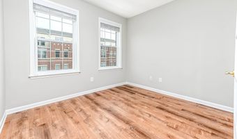 22722 BEACON CREST Ter, Brambleton, VA 20148