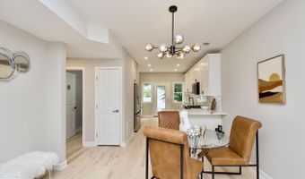 318 N PAYNE St, Alexandria, VA 22314