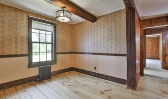 42 Main St, Brookline, NH 03033