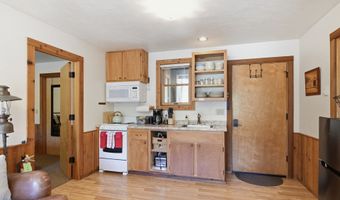 54444 MCKENZIE RIVER Dr, Blue River, OR 97413
