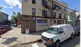 779 BROADWAY 2R, Bayonne, NJ 07002