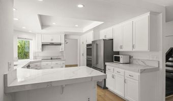 2325 Parkway Dr, Camarillo, CA 93010