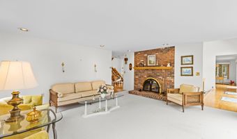 376 Flint St, Barnstable, MA 02630