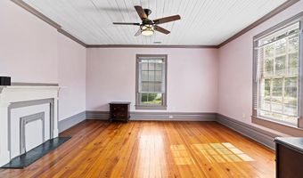 300 Greenville St, Abbeville, SC 29620