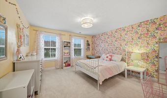 321 Crest Ln, Adams Twp., PA 16046